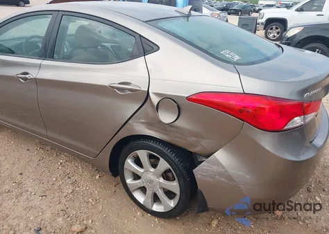 2013 Hyundai Elantra Limited z USA, uszkodzony, nr VIN 5NPDH4AE0DH296013